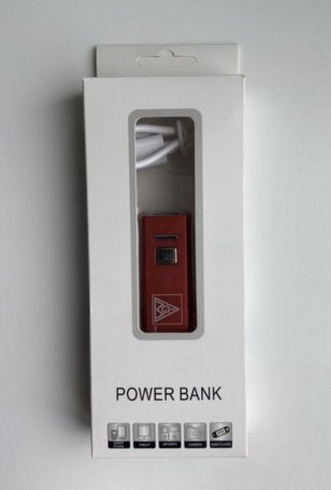 Миниатюрный на 2600 мАч. пауэрбанк цвет алый металлик,orig.Germany