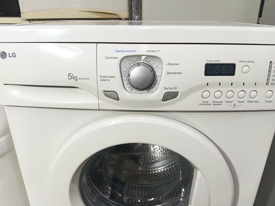 Пральна машинка з баком Lg wd 80154