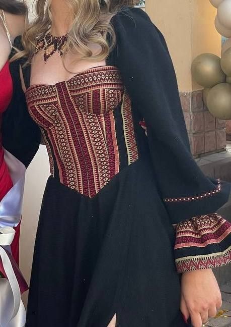 Випускне плаття українського бренду