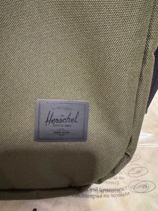 Mochila Herschel Kaslo Daypack Tech 20L – Ivy Green – Nova