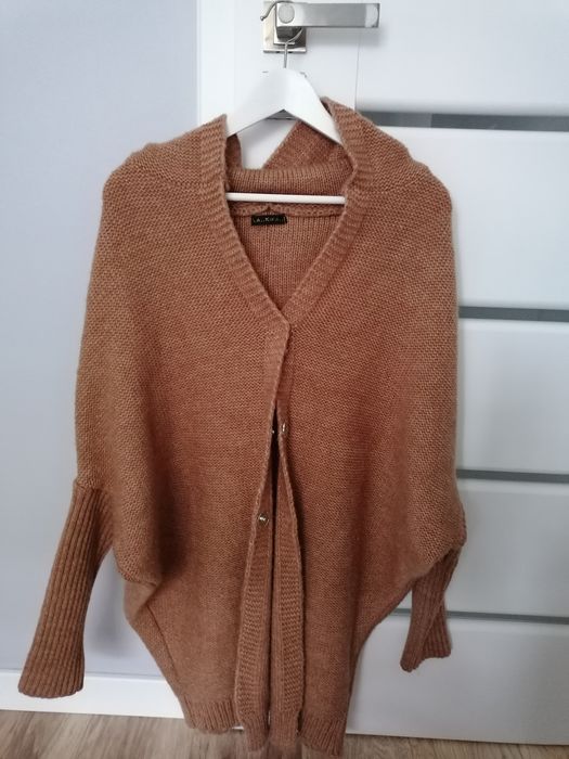 Sweter kardigan damski z kapturem