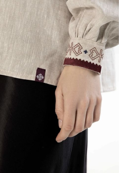 Вишиванка жіноча