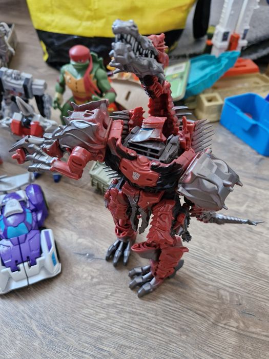 Transformers roboty