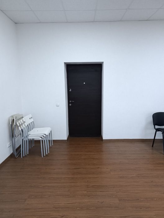 Здам в оренду  кабінет 30 м2.