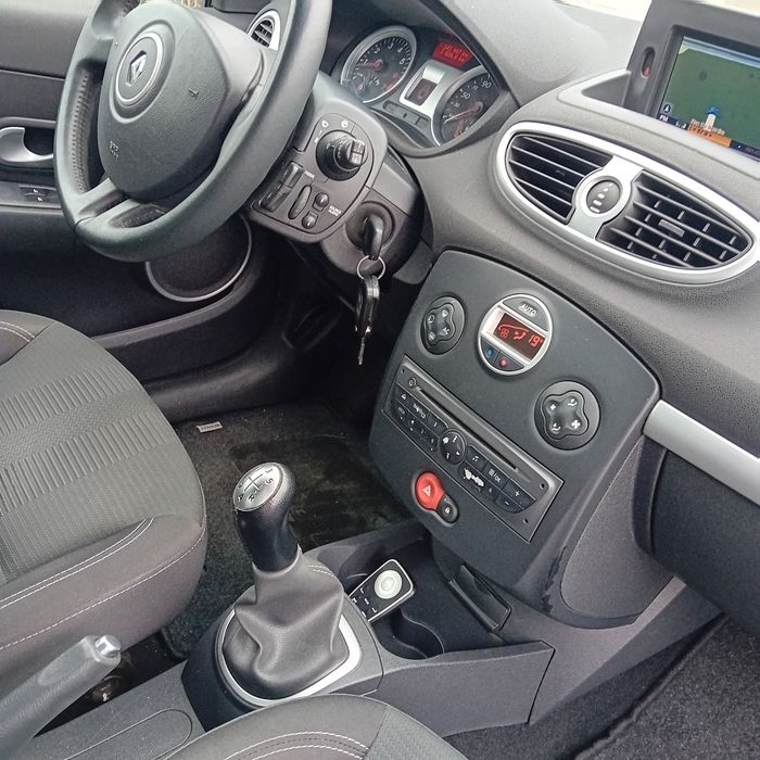 Renault clio 1.2 dynamique s Gps