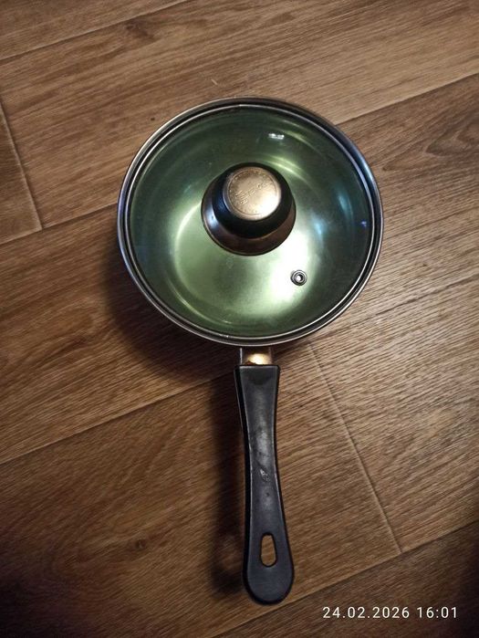 сковородки и кастрюли алюминиевые и нержавеющие