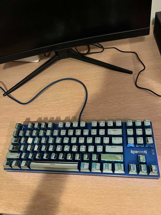 Podświetlana Klawiatura Mechaniczna Redragon TVASTAR K566 RGB