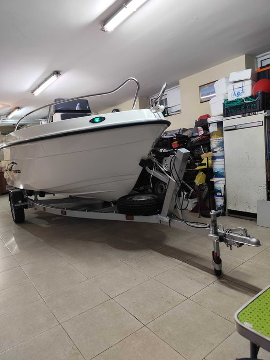 Lancha Isonautica 480 Open c/ Mercury de 60 hp Efi