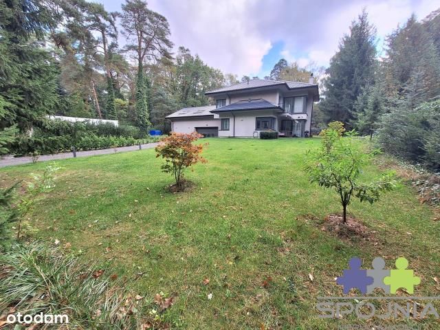 Willa w lesie, z ogrodem i sadem, blisko Centrum