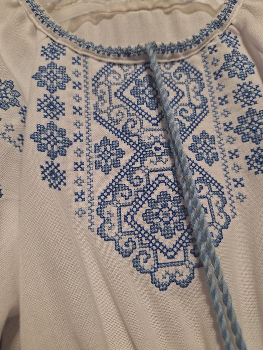 Вишите плаття для дівчинки