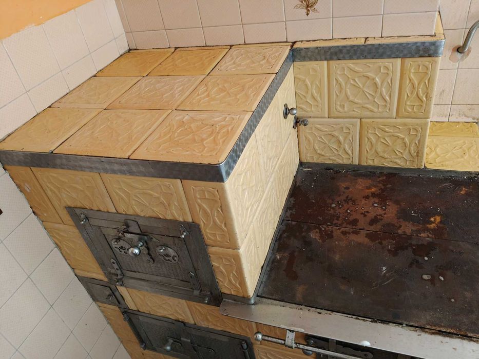 Piec kaflowy kuchenny