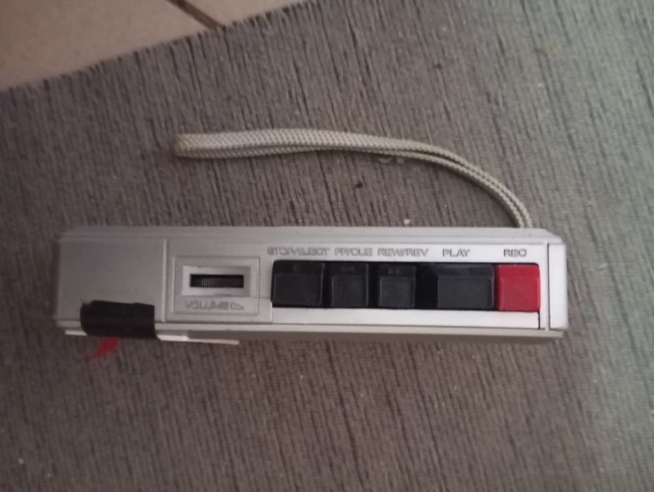 Realistic Micro Recorder64286043006081122