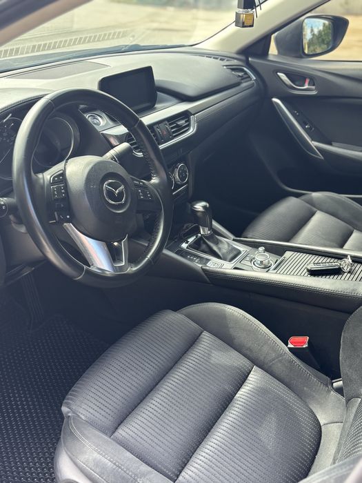 Mazda 6 2.5 2015