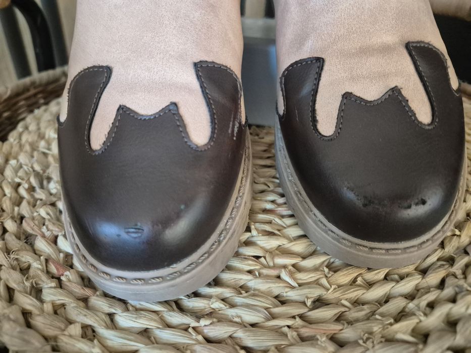 Sprzedam buty kowbojki Reserved w rozmiarze 33