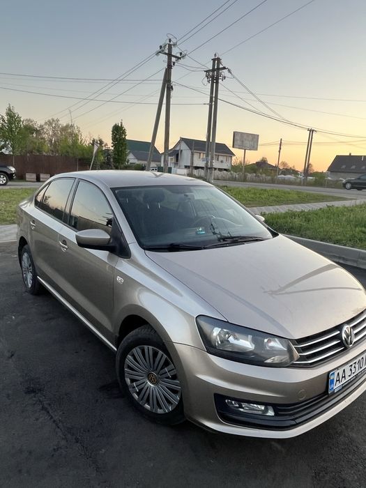 Volkswagen polo 2016рік