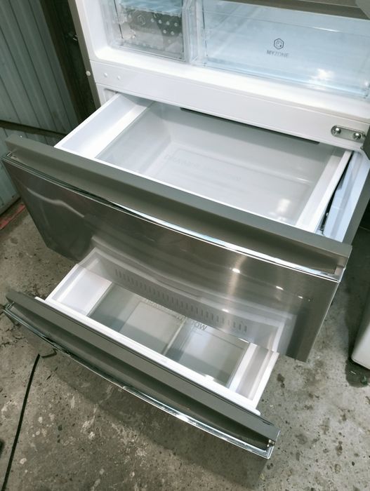 Lodówka Haier 70 szerokość jak nowa uszk w całości lub na części