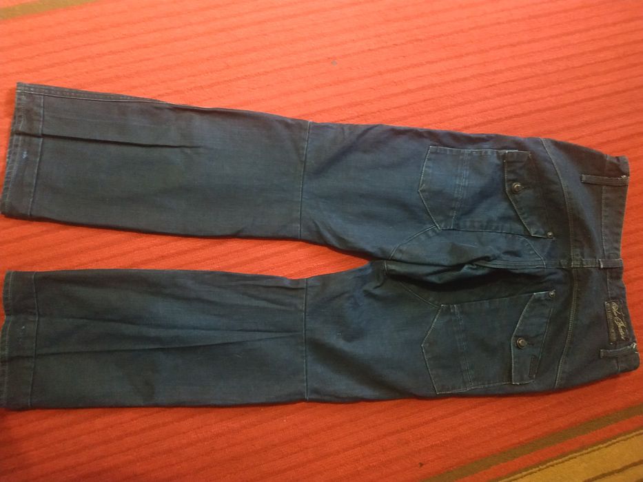 Продам мужские джинсы voi jeans