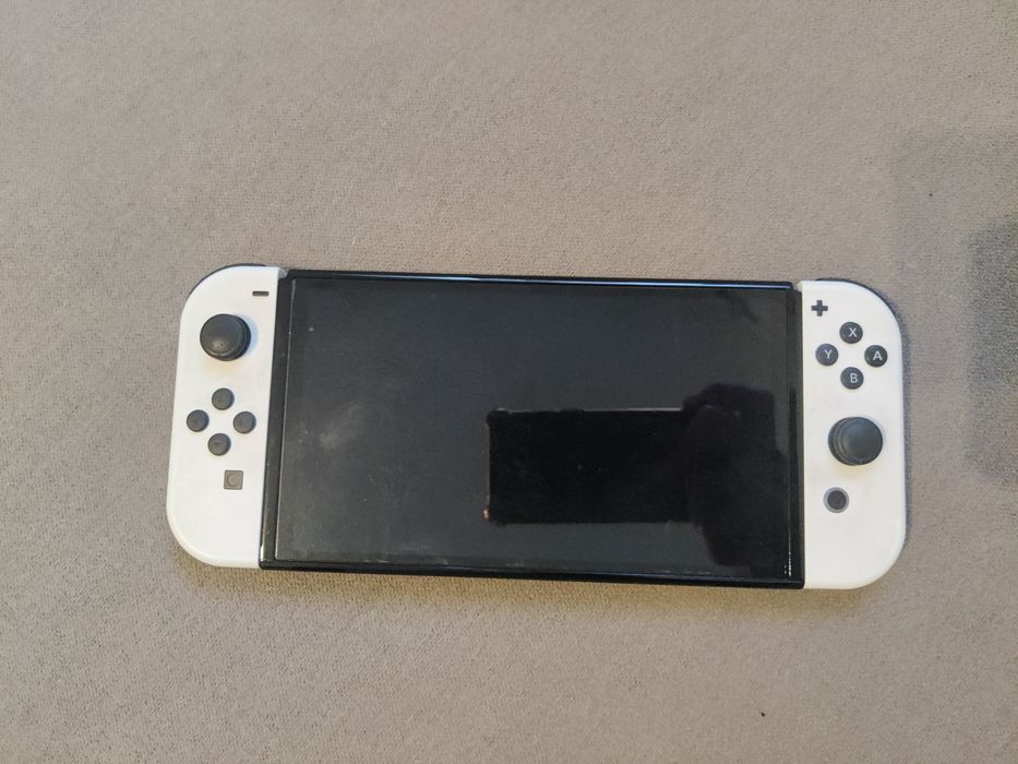 Nintendo Switch OLED + comando