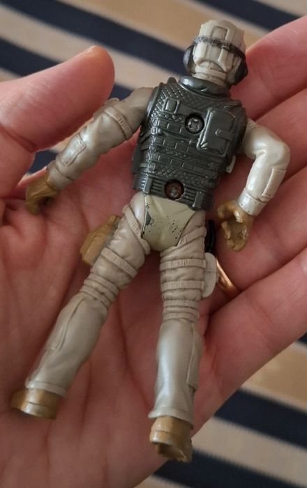 Chap Mei, boneco militar.