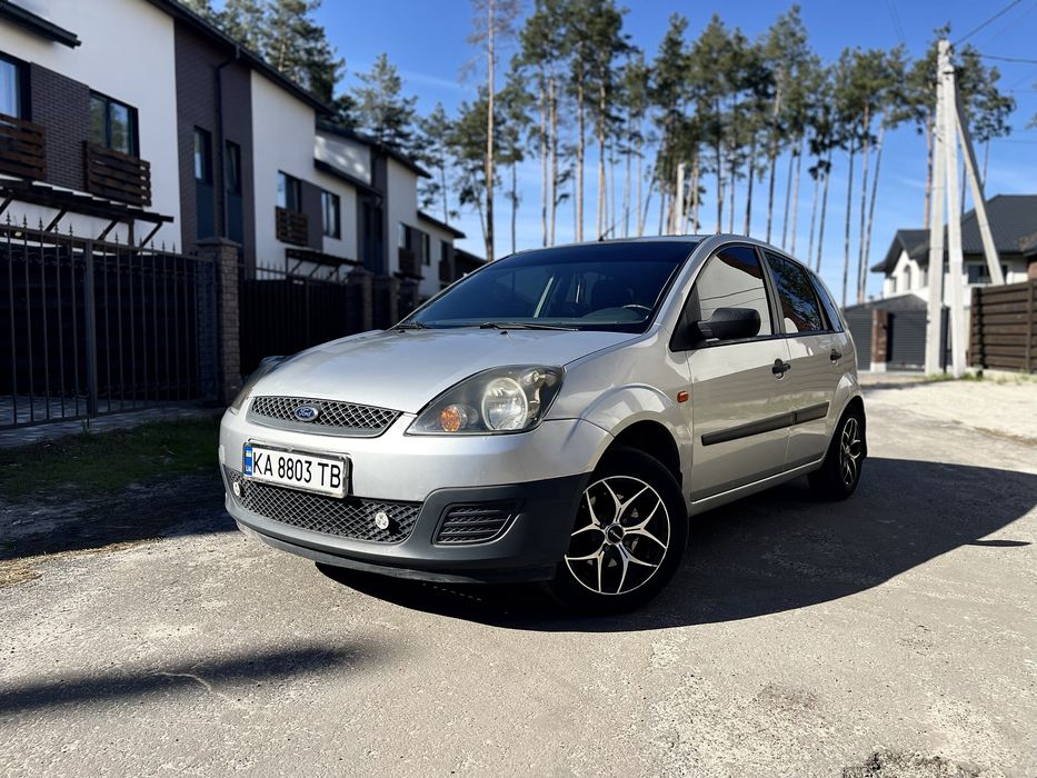 Форд фиеста газ/бенз.(Ford Fiesta 2008 )