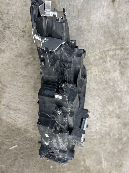 Фара передня права в зборі Ford Escape MK4 23-25 LED