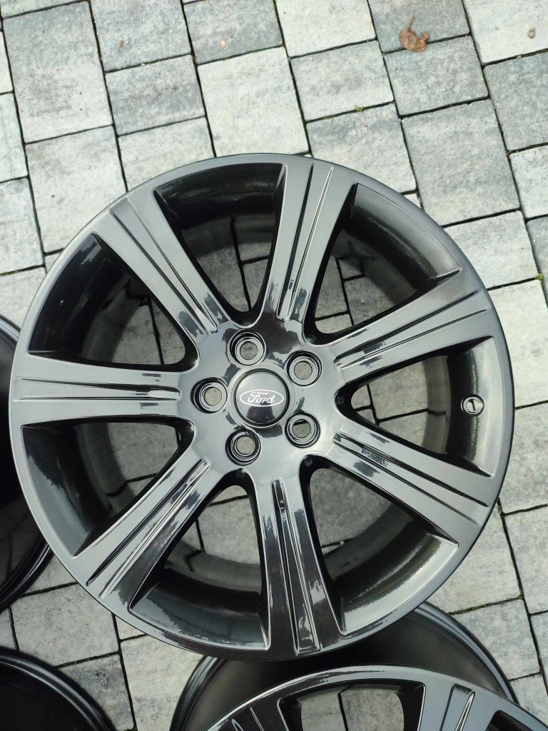 Felgi 5x108 R18 stan jak nowe Grybów • OLX.pl