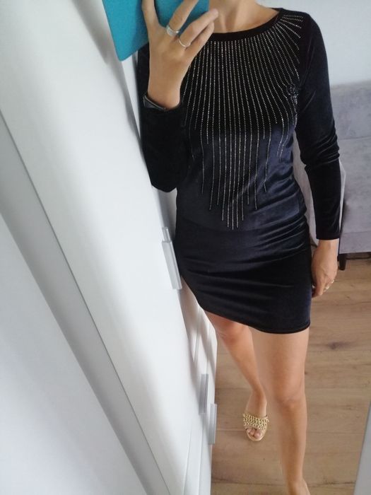 Nowa Sukienka czarna welurowa z cyrkoniami xs s m L