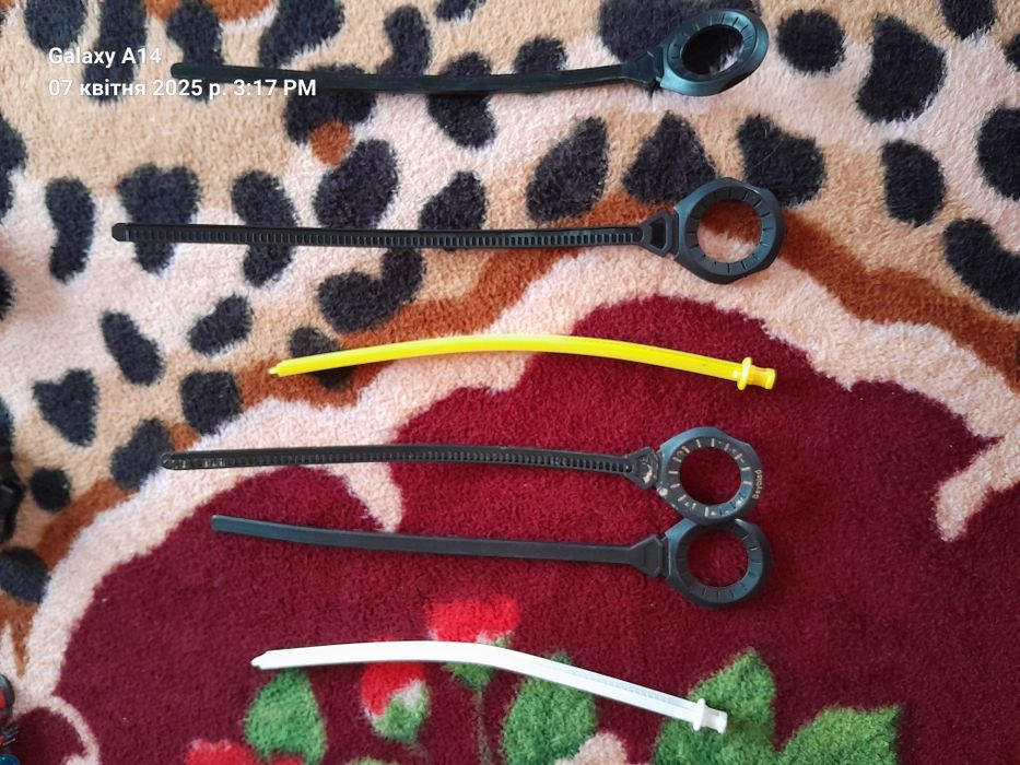 Продам бейблейди