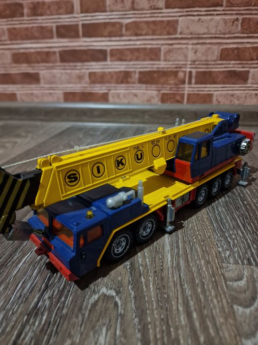 Гідравлічний кран Siku 4010 GERMANY