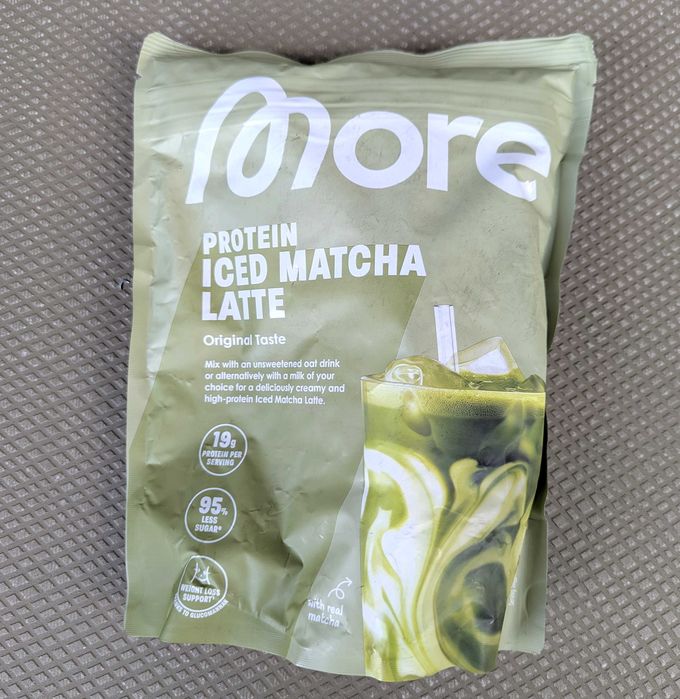 Odżywka białkowa More Protein Iced Matcha Latte, 650 g  26 porcji
