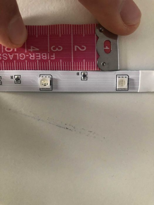 Taśma LED 5m RGB z pilotem aplikacją na telefon, USB, elastyczna