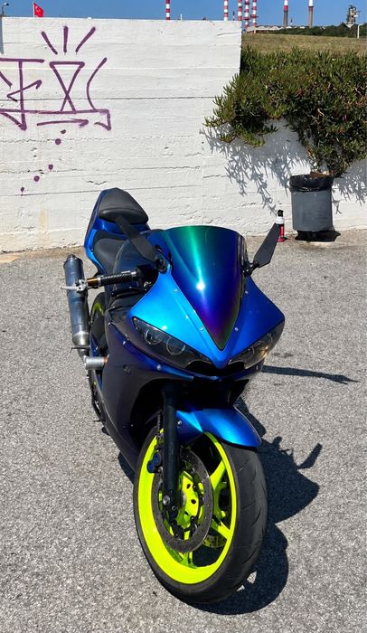 Yamaha R6 2004 Moto