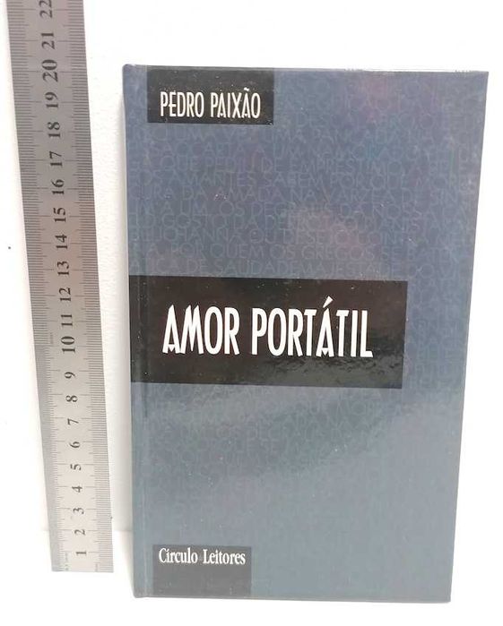 Amor Portátil, de Pedro Paixão