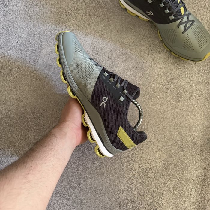 On Running CloudSurfer НОВІ оригінальні чоловічі бігові кросівки