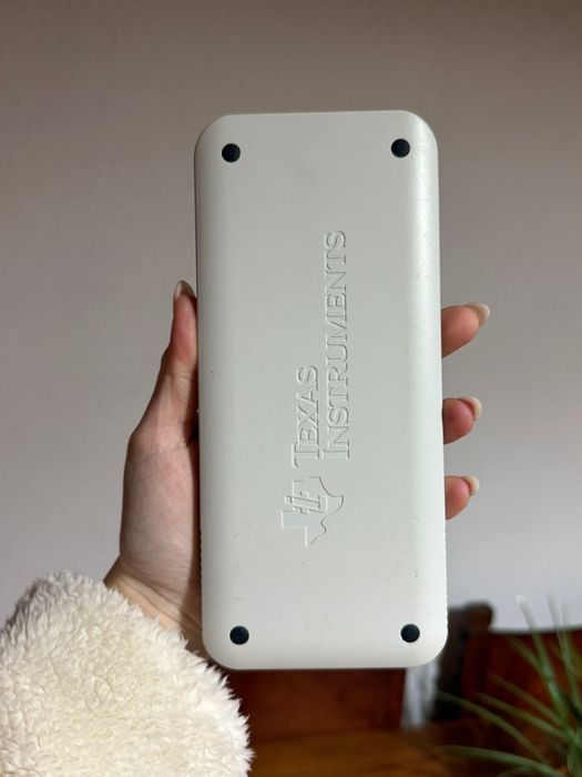 Calculadora gráfica TEXAS TI84 Plus CE-T