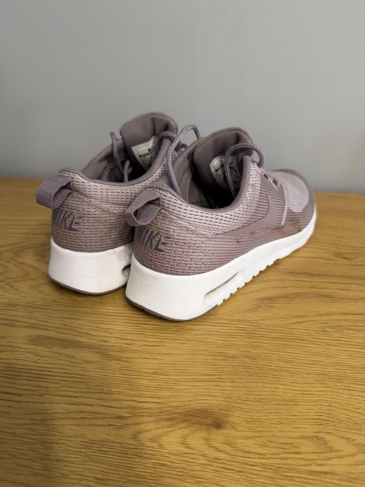 Жіночі кросівки Nike
