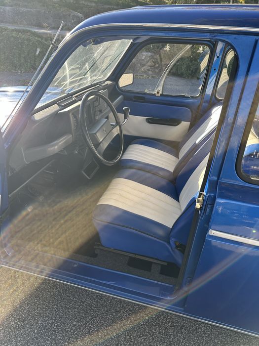 Renault 4L GTL em bom estado