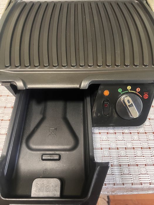 Продам гриль Tefal GC451B2 б/в
