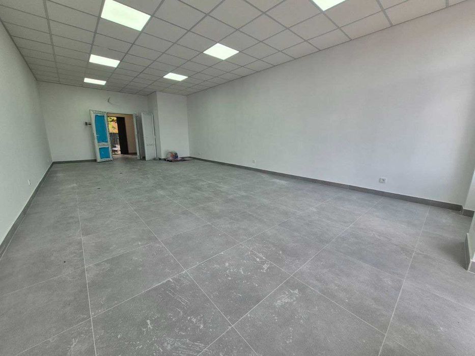 ЗДАМ приміщення на Піщаному масиві