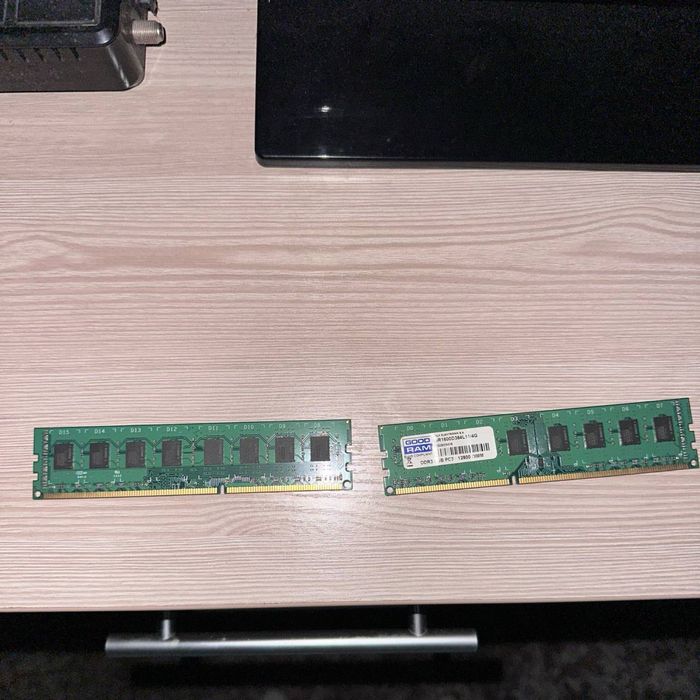 goodram DDR3  4 gb 2шт