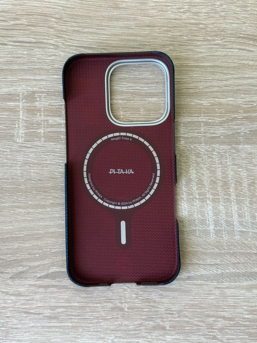 Чехол pitaka Iphone 16 Pro / чохол карбон mag safe
