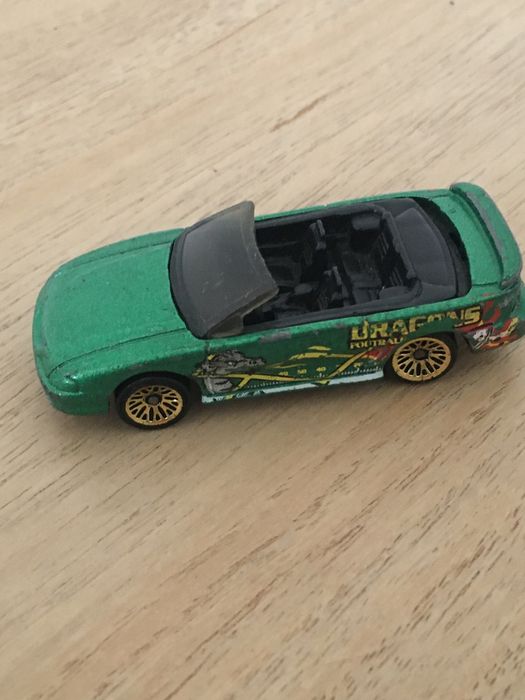 Hot wheels 1995 ford mustang gt convertible