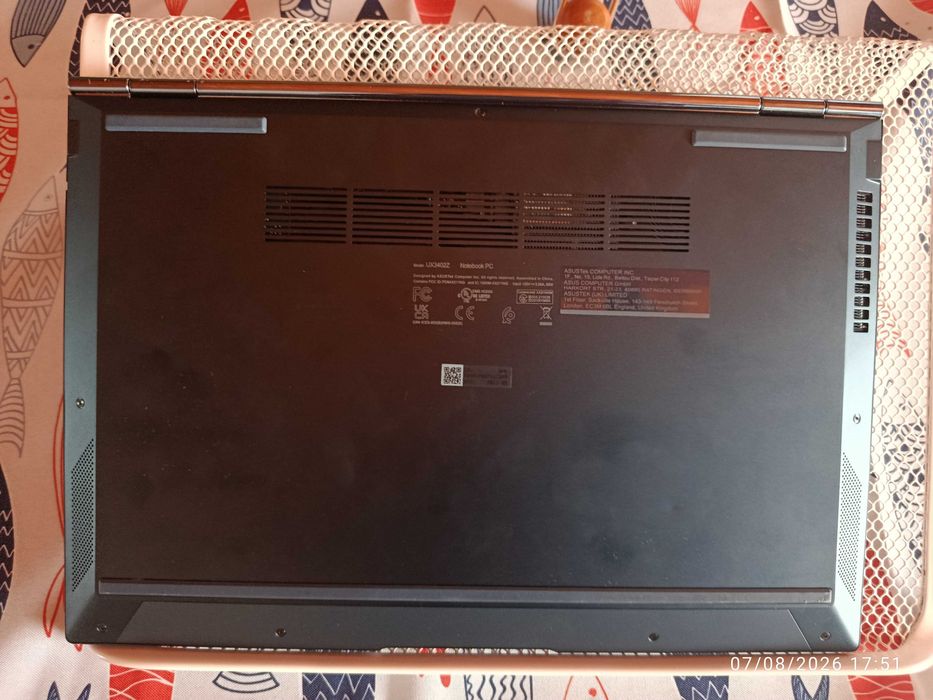 Portátil ASUS zenbook