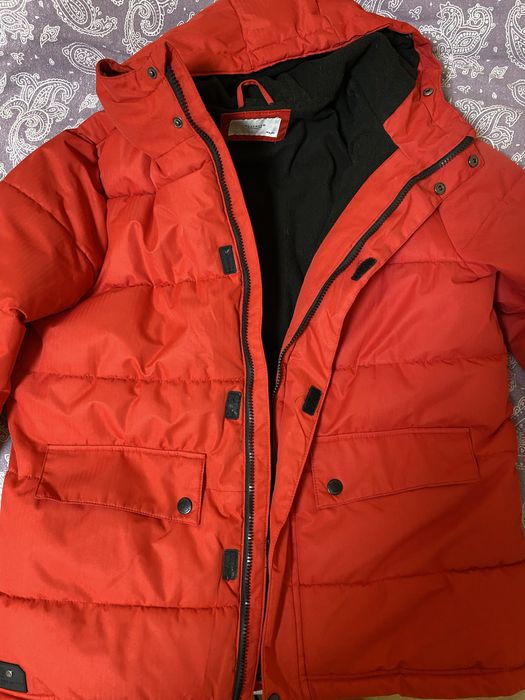 Продається курточка.