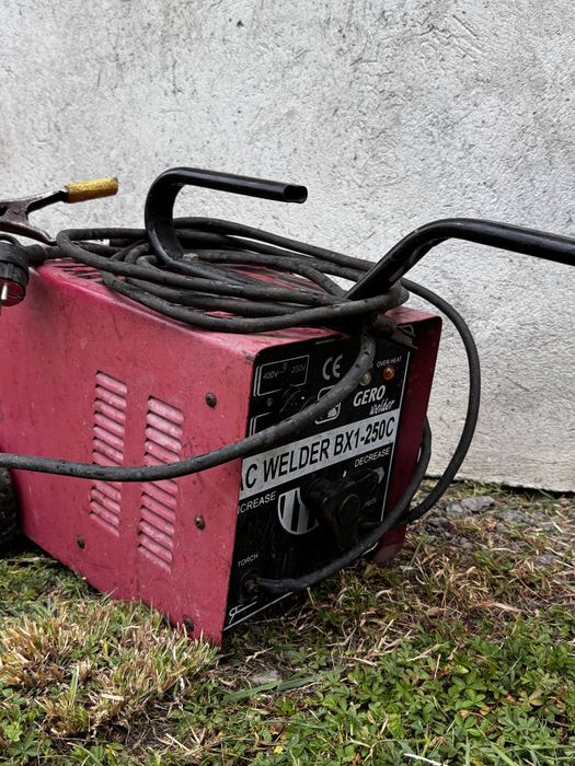 Зварювальний апарат Vita Ac Welder Bx1-250c. Сварка