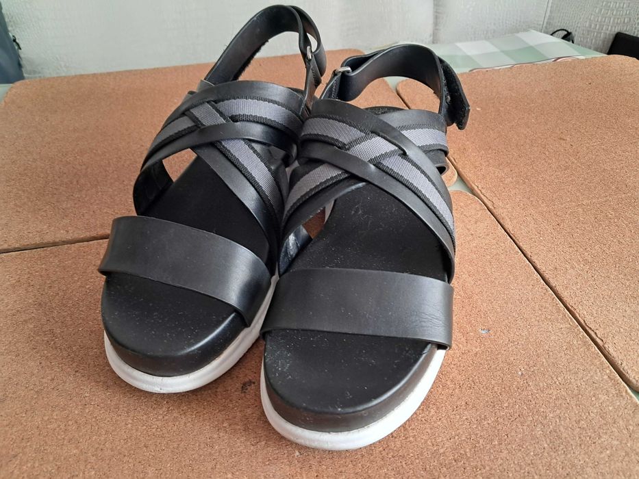 Жіночі босоніжки Cole Haan