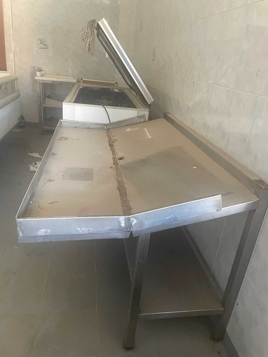 bancada em inox-comercio de peixe