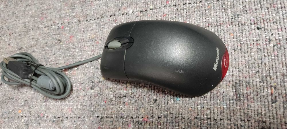 Keyboard / Speakers / Mouse64286232636162123