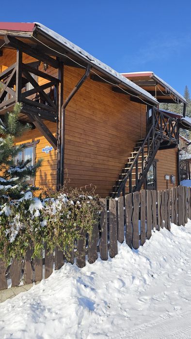 Відпочинок в Карпатах,Ворохта,котедж" Віадук"