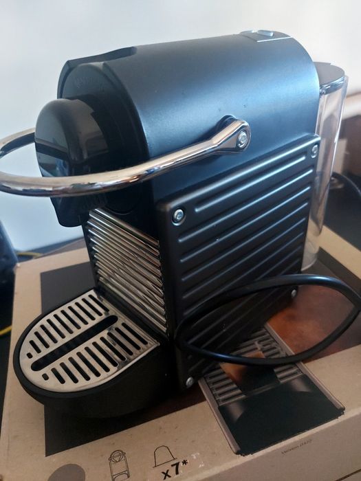 Pixie Nespresso nova